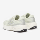 New Balance Women's 860v14 Road Running Shoes